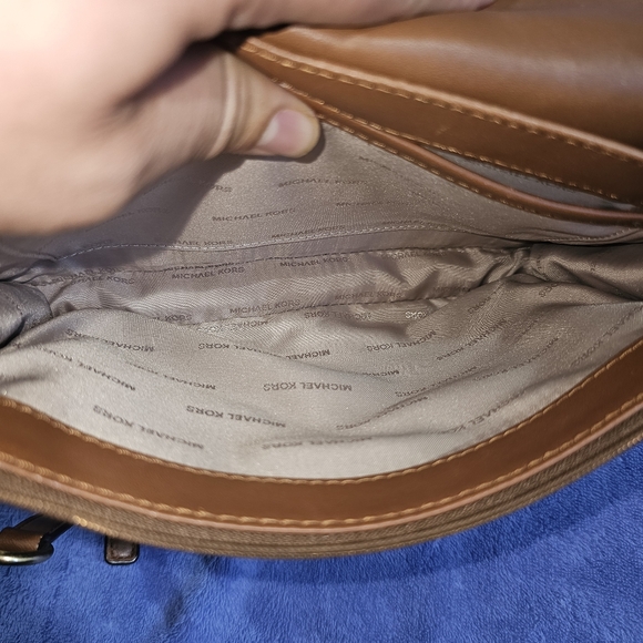 Michael Kors Brooklyn crossbody bag - Picture 11 of 16